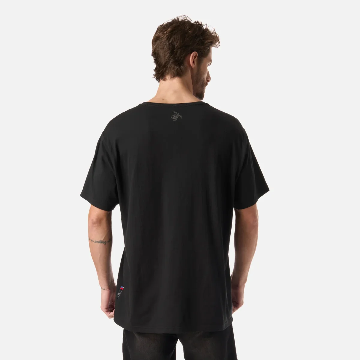 Polera Hombre Logo Negro Haka Honu - Imagen 4