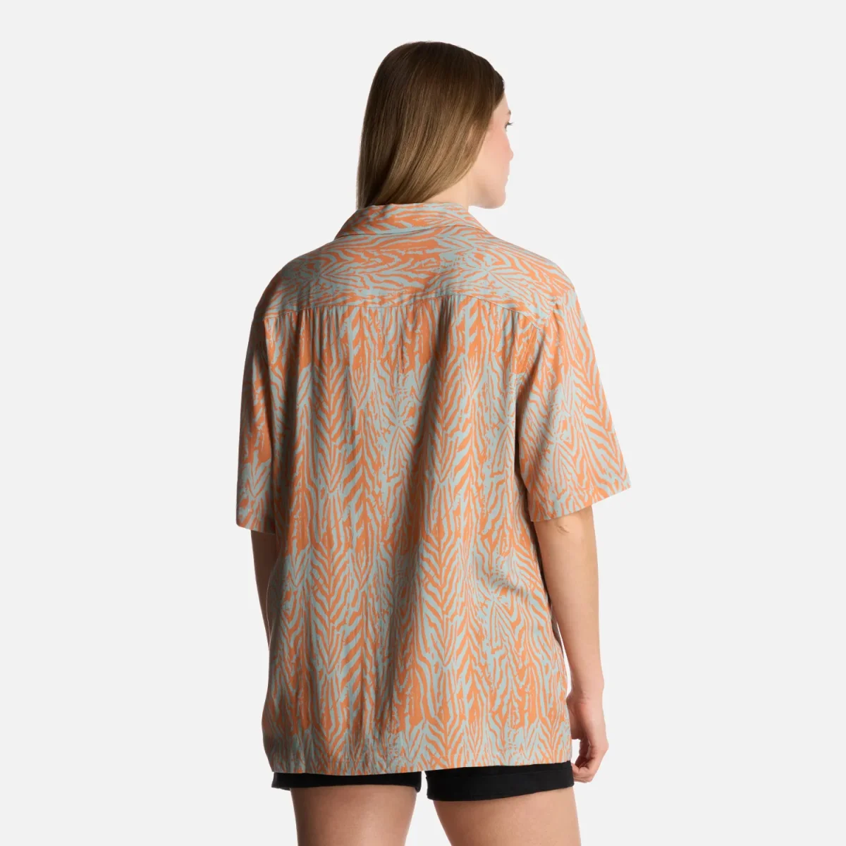 Camisa Mujer Marmolada Print Salmon Haka Honu - Imagen 4